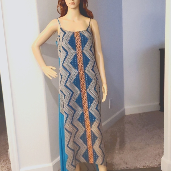 Bisou Bisou Dresses & Skirts - Bisou Bisou  Maxi Dress sz 8